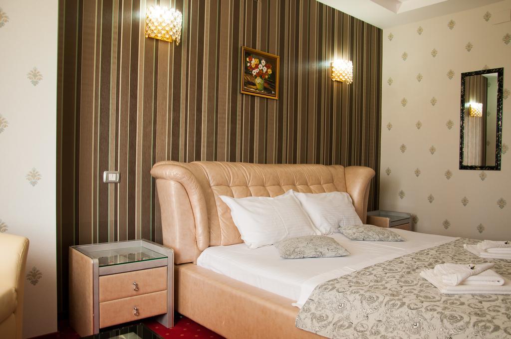 Hotel Boutique Shine 4*