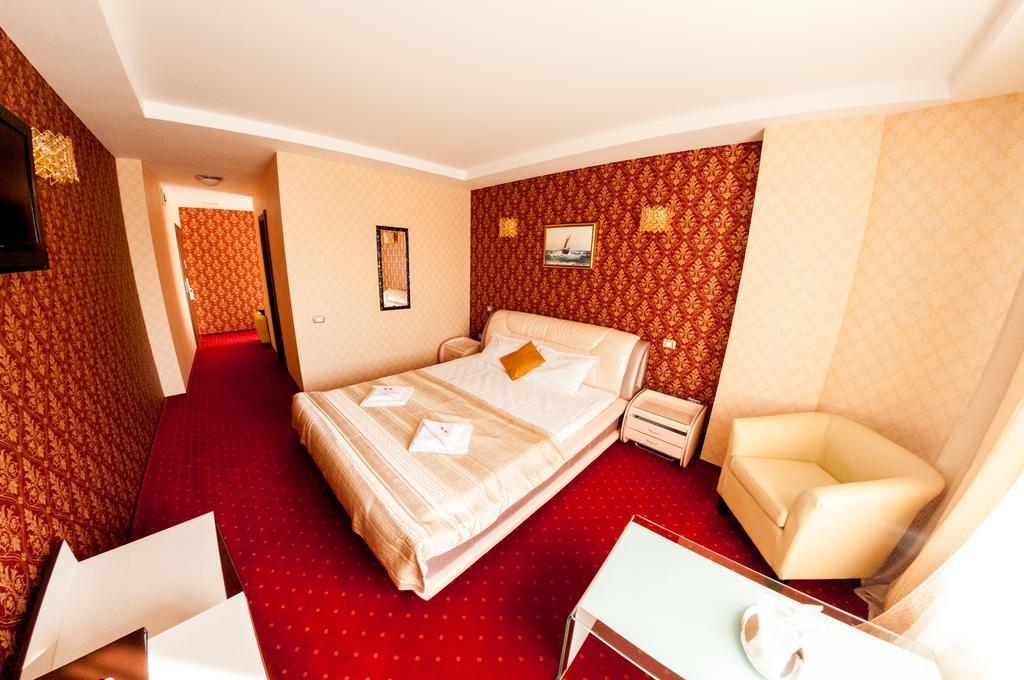 Hotel Boutique Shine Neptun