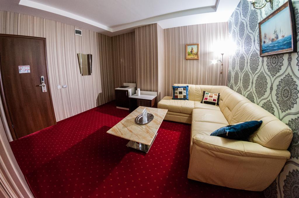 Hotel Boutique Shine 4*
