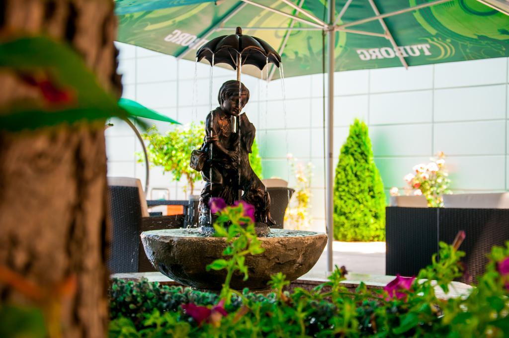 Hotel Boutique Shine Neptun