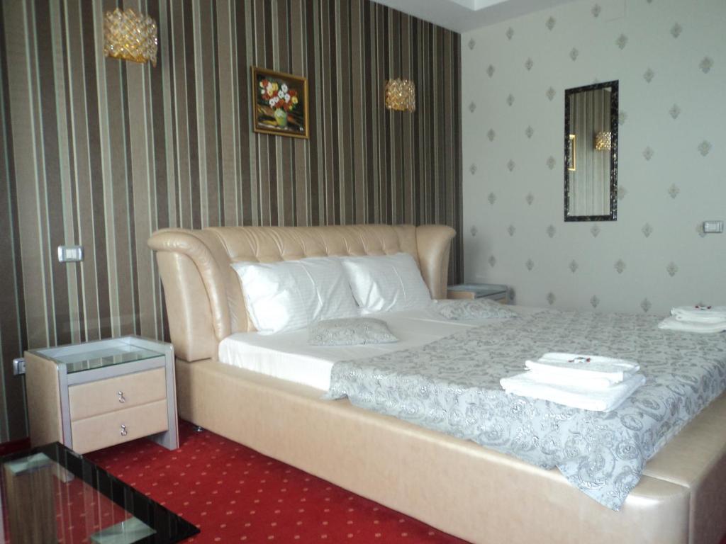 Boutique Shine 4*